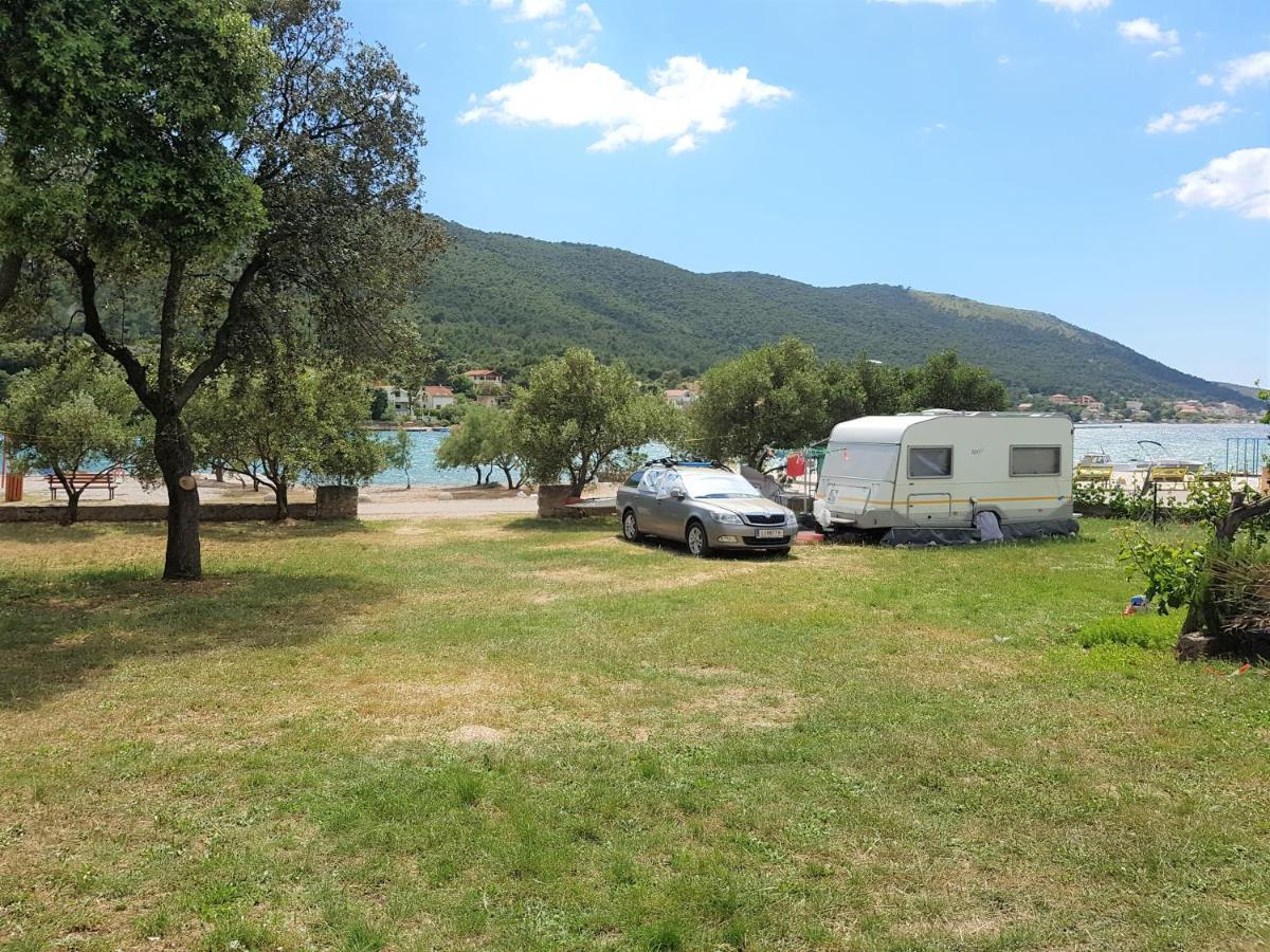 Auto Camp On The Beach - Grebaštica Exteriör bild